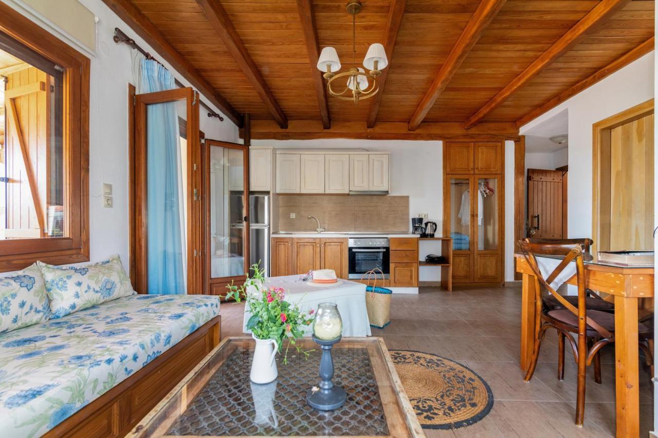 Traditional Arsanas Apartments Никити Экстерьер фото